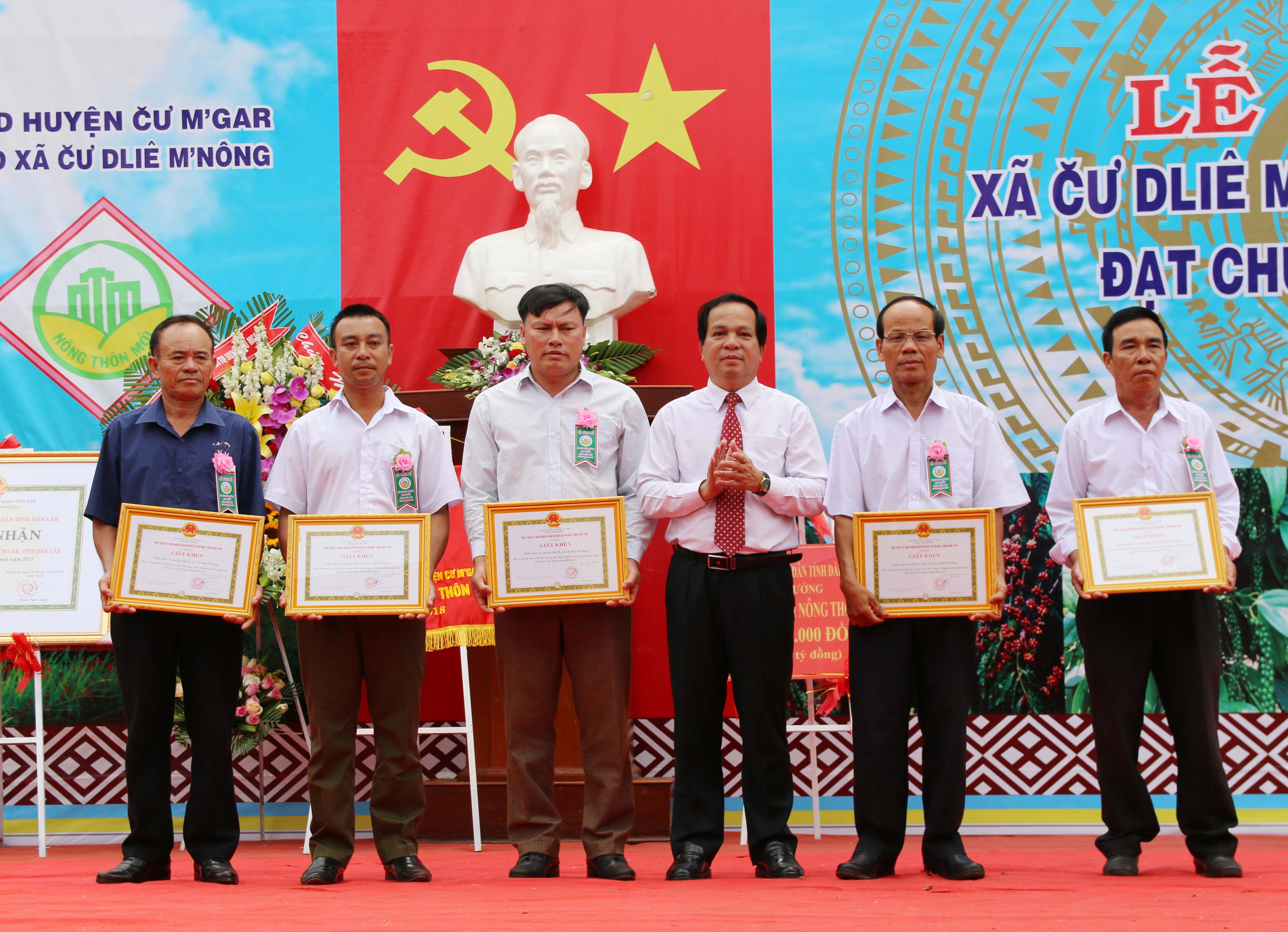 Xã Cư Dliê M'nông (huyện Cư M'gar) đạt chuẩn nông thôn mới